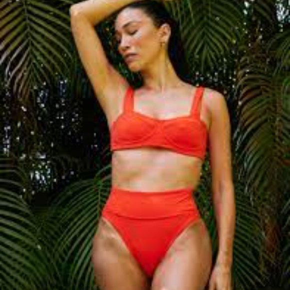 Knix Red Orange Bikini Set (Balcony Top + HR Bottom) - Picture 2 of 4